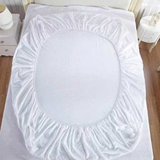 Richpeace Automatic Mattress Protector Skirting Sewing Machine (Overlock) Richpeace Automatic Mattress Protector Skirting Sewing Machine (Overlock)